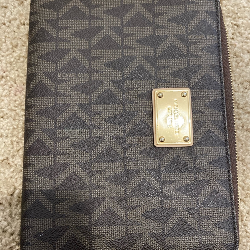 Ipad Tablet Holder - image 1